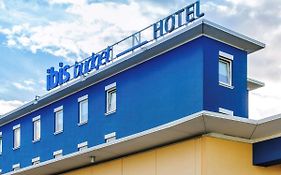 Ibis Budget Salzburg Airport - Self-Check-In